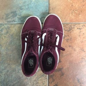 Women’s maroon vans